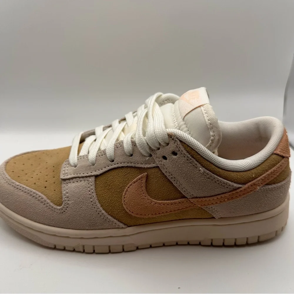 Nike Women's Cream and Tan Sneakers - Picture 11 of 12